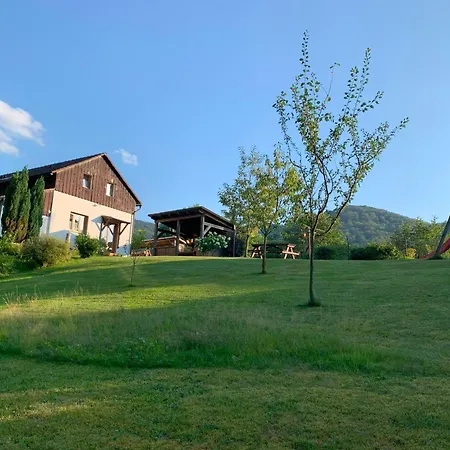 Tyllichova Chata Holiday home Hejnice